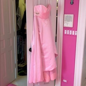 Fame and Partners Pink Satin Strapless Gown